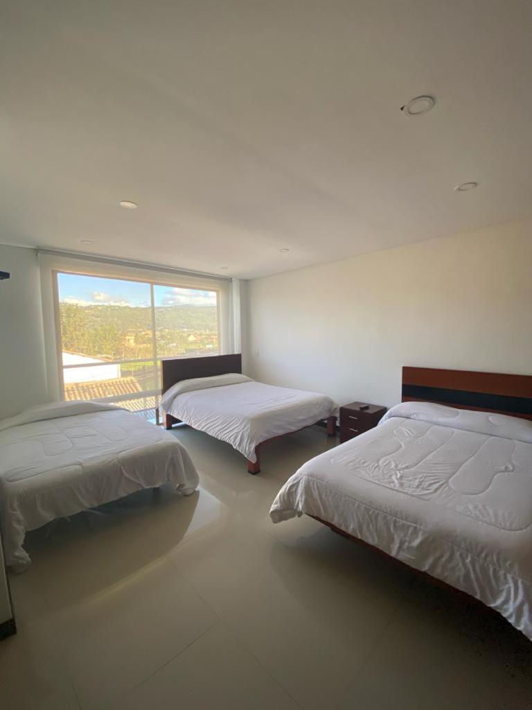 Hotel Campestre Villa Juliana ชิอา ภายนอก รูปภาพ